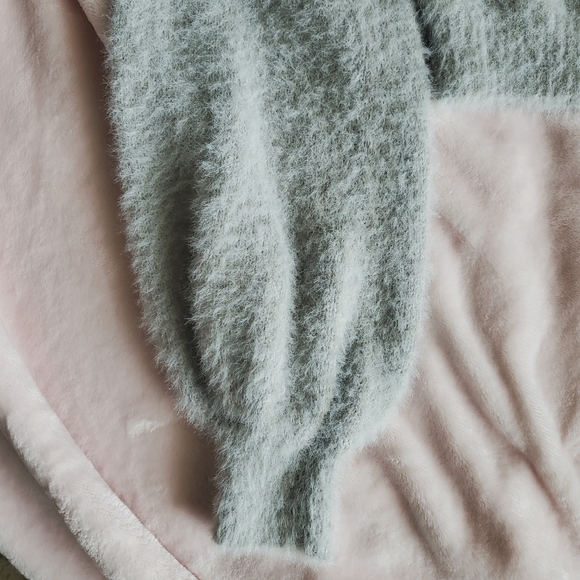 rue21 grey sweater - Picture 2 of 4